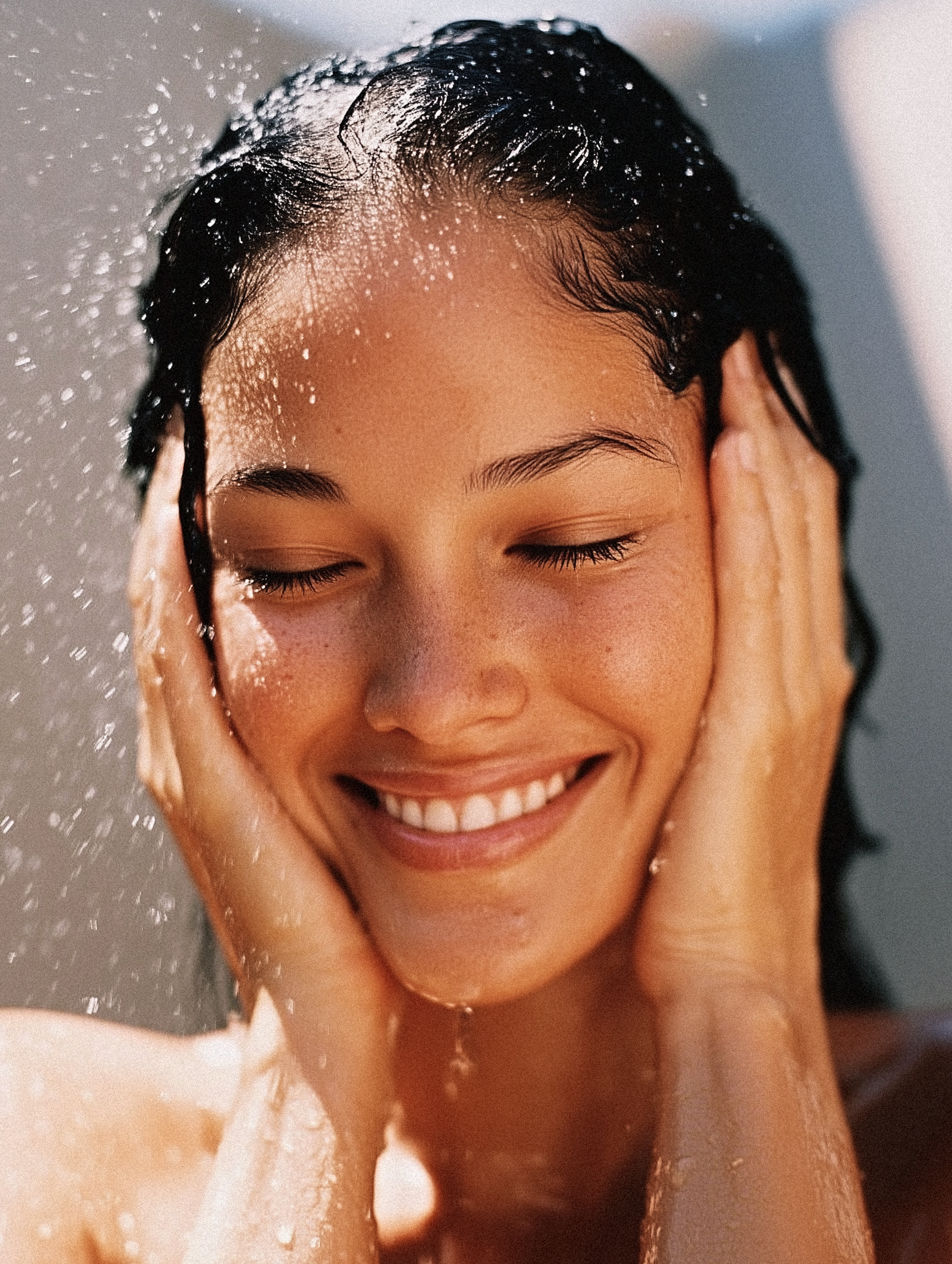 Serene_Shower_Moment_03dcfdf8-70c1-474f-963f-ed9f4012f6ab.png